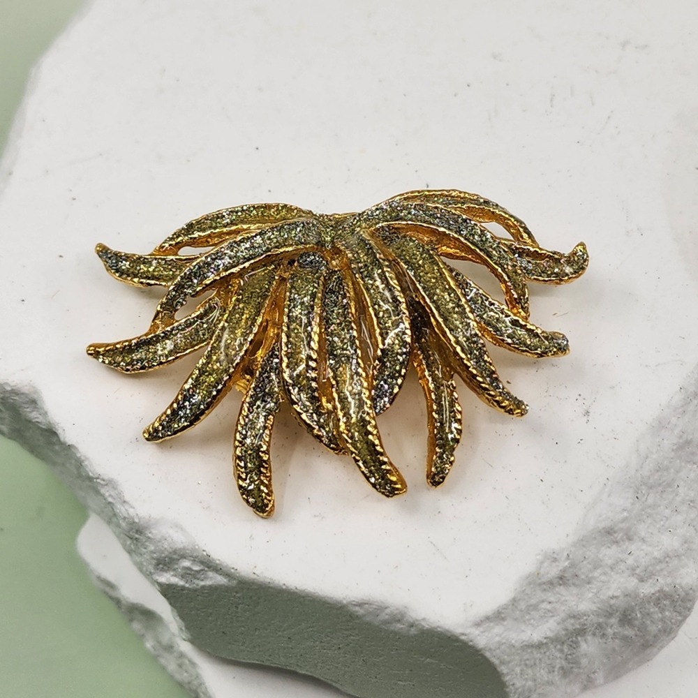 Gold Tone Textured Floral Brooch Pin Sparkle Leaf Spray Vintage Statement Gift